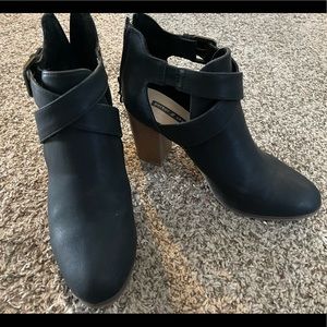 Parker & Sky Heeled Booties - Size 8.5